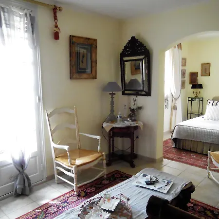 Le Castelas Chambres D Hôtes De Charme *